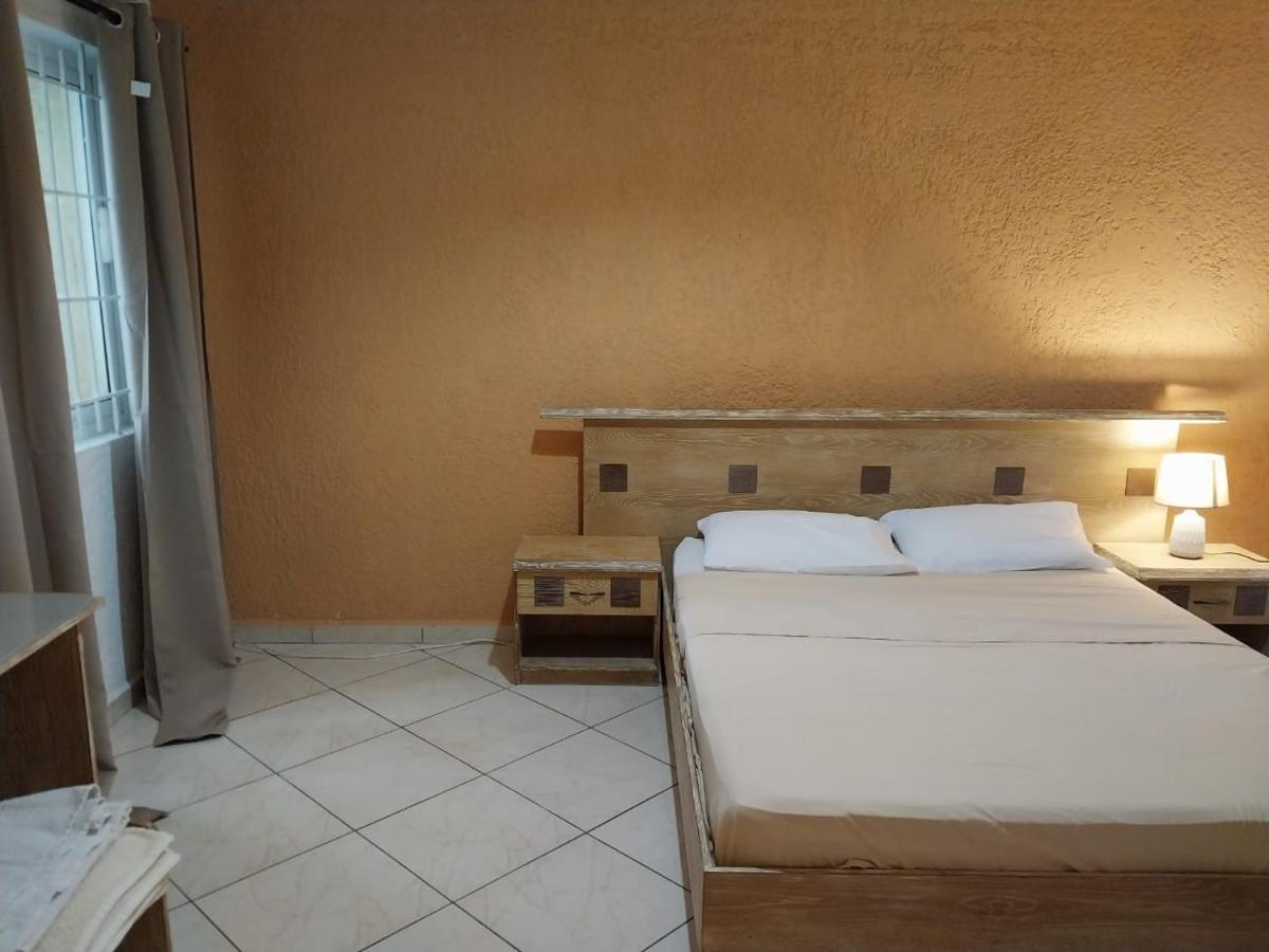 Flic En Flac, Les Orchidees, 3 Bedroom Ground Floor Apartment, Exterior photo