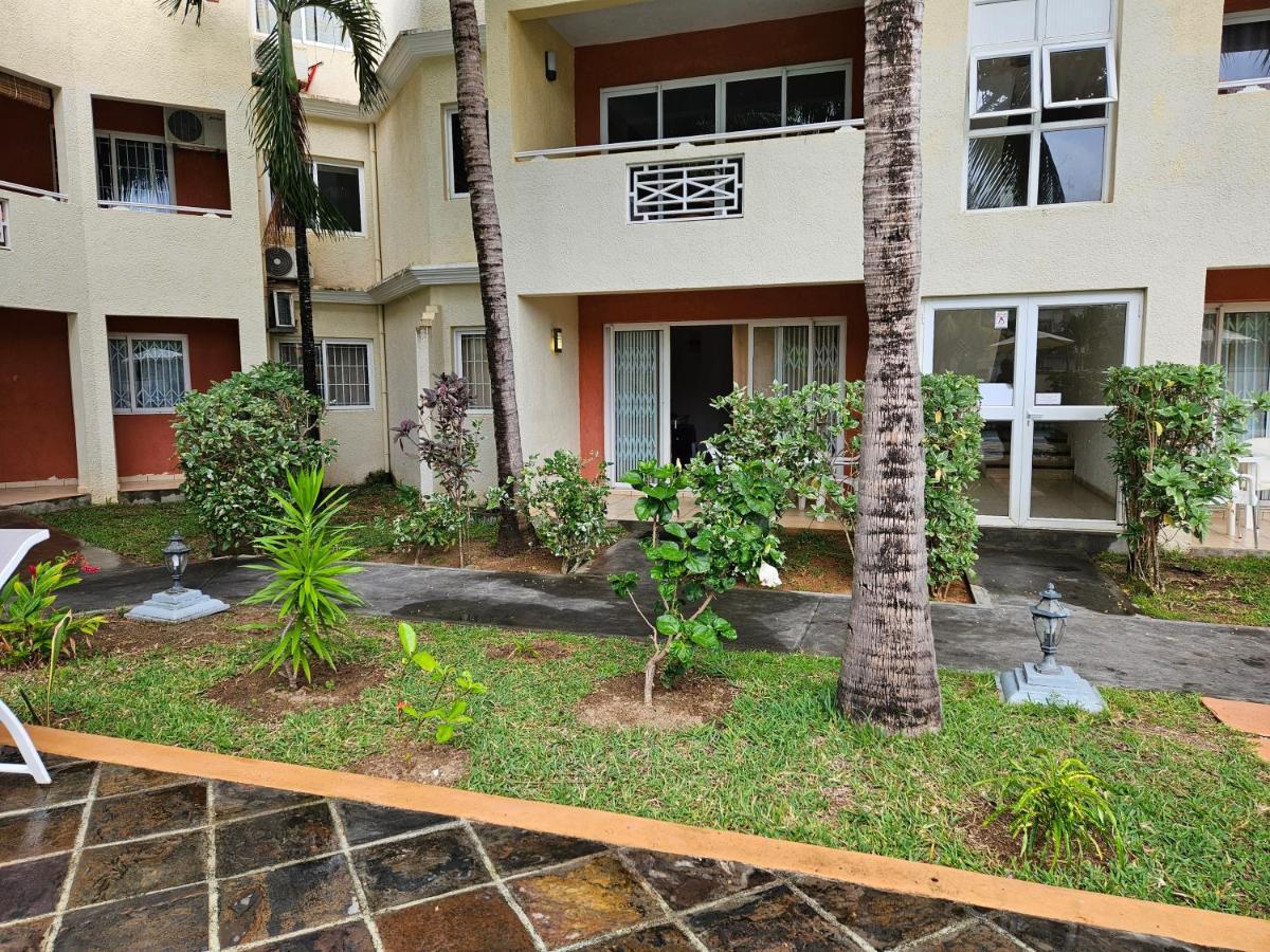 Flic En Flac, Les Orchidees, 3 Bedroom Ground Floor Apartment, Exterior photo